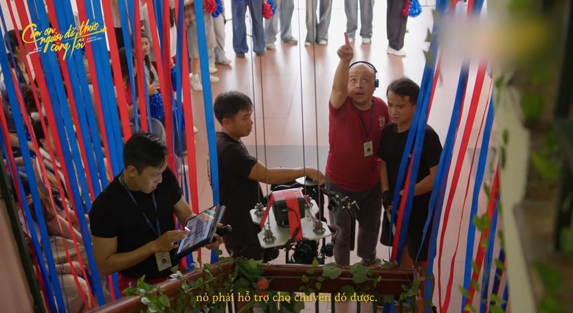 Cảm ơn người đã thức cùng tôi: ai thực tế, ai mộng mơ? - Ảnh 5.