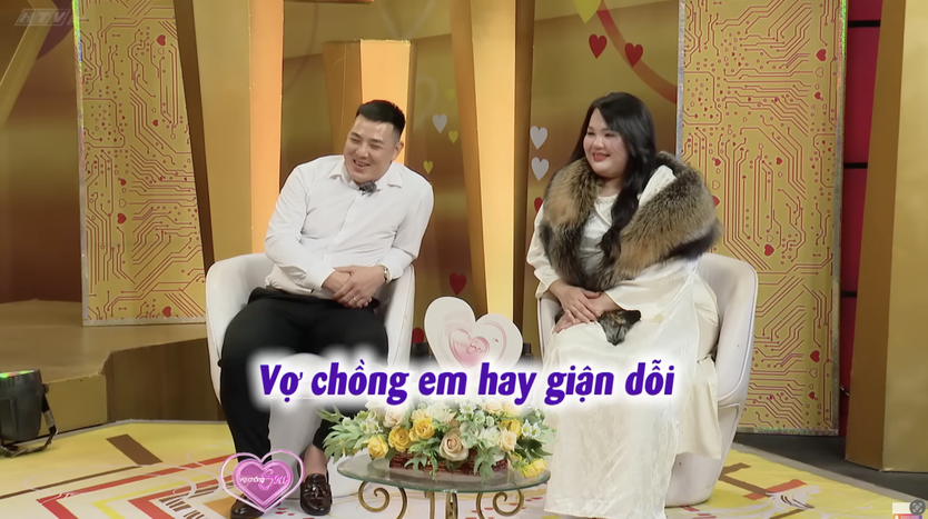Vợ chồng son: Đám cưới bị tạt mắm tôm và câu nói xé lòng của cậu con trai 10 tuổi - Ảnh 5.