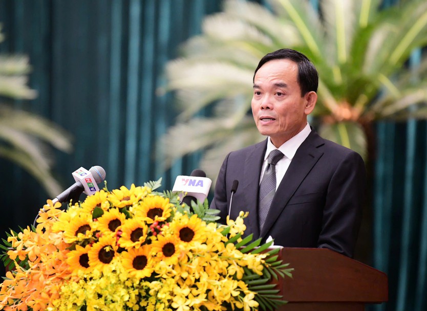Bí thư Trần Lưu Quang mong đại biểu HĐND TP.HCM đeo đuổi đến cùng giải quyết kiến nghị của dân - Ảnh 1.