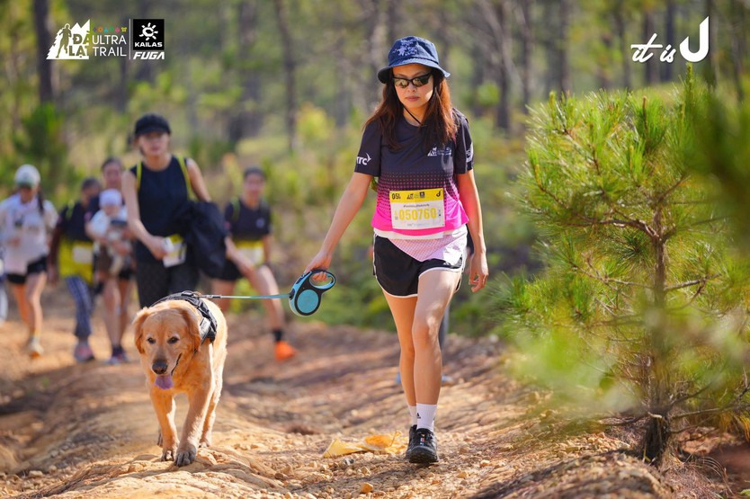 NewZround: Băng rừng, vượt núi, chạy xuyên đêm: Dalat Ultra Trail có gì mà hấp dẫn? - Ảnh 6.