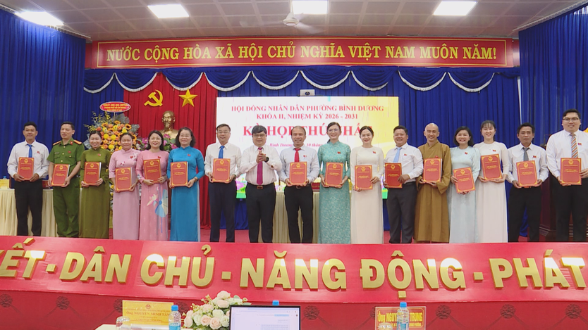 Hội đồng Nhân dân phường Bình Dương khóa II chính thức đi vào hoạt động- Ảnh 2.