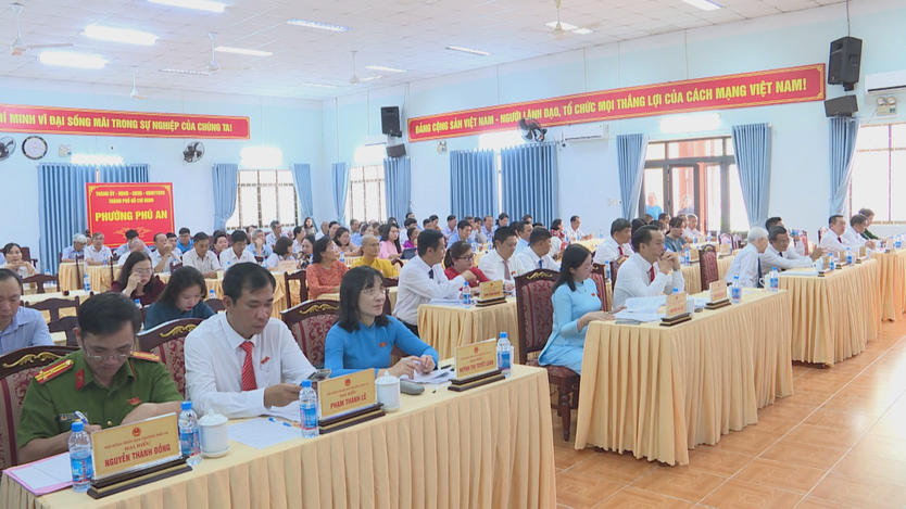Phường Phú An hoàn thiện bộ máy, thúc đẩy cải cách và chuyển đổi số- Ảnh 2.