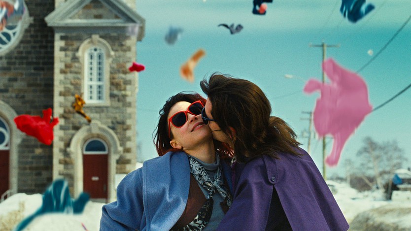 “Laurence Anyways”: Hành trình tìm lại chính mình giữa những khung hình rực rỡ của Xavier Dolan  - Ảnh 1.
