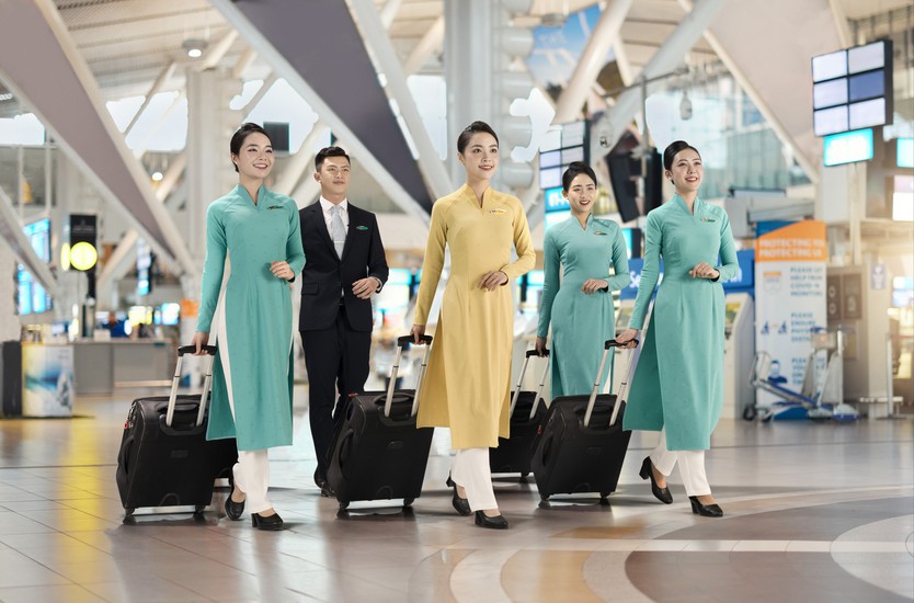 Tuyển hơn 1.200 tiếp viên, Vietnam Airlines mở rộng cơ hội việc làm cho lao động trẻ - Ảnh 1.