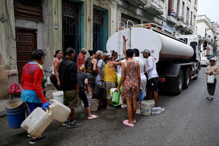 Cuba giảm khủng hoảng điện nhờ 700.000 thùng dầu từ Nga - Ảnh 1.