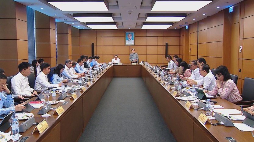 Đại biểu kiến nghị cho TP. Hồ Chí Minh phát hành trái phiếu quốc tế- Ảnh 1.