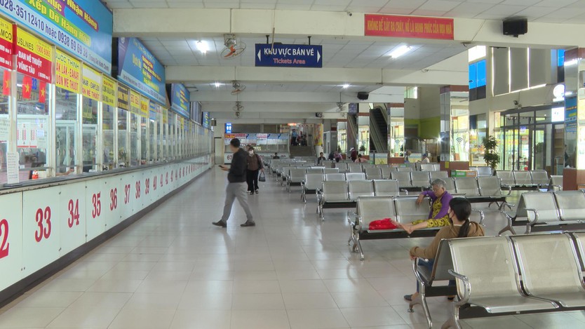 Vận tải hành khách "gồng mình" trước bão giá nhiên liệu - Ảnh 3.