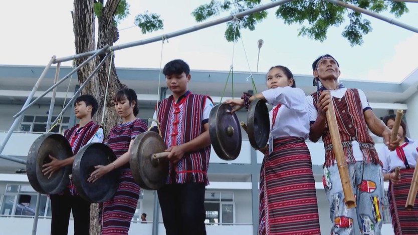 Bảo tồn âm nhạc dân tộc Chơ Ro trong học đường- Ảnh 1.