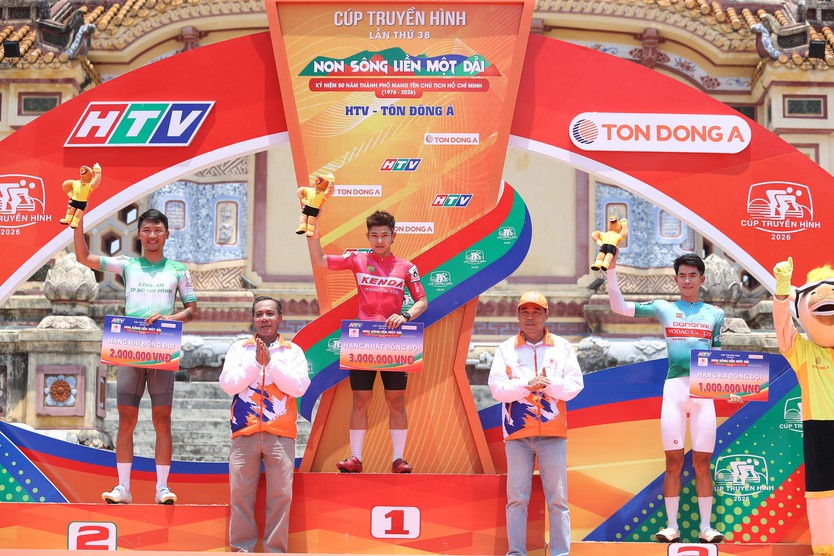 Hình ảnh đẹp chặng 9: Vòng đua TP. Huế- Ảnh 32.