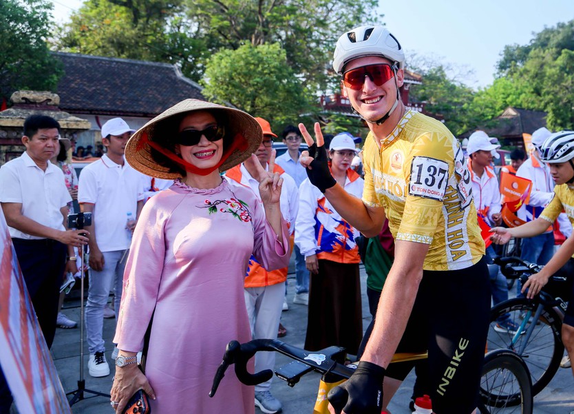 Hình ảnh đẹp chặng 9: Vòng đua TP. Huế- Ảnh 20.