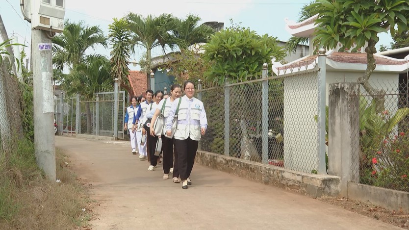 60 Giây ngày 13/4/2026 | TP. Hồ Chí Minh từng bước đưa y tế chất lượng cao đến gần dân   - Ảnh 1.