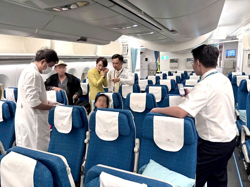 Hành khách bất tỉnh giữa không trung: Cuộc cấp cứu nghẹt thở trên chuyến bay VN099 - Ảnh 1.