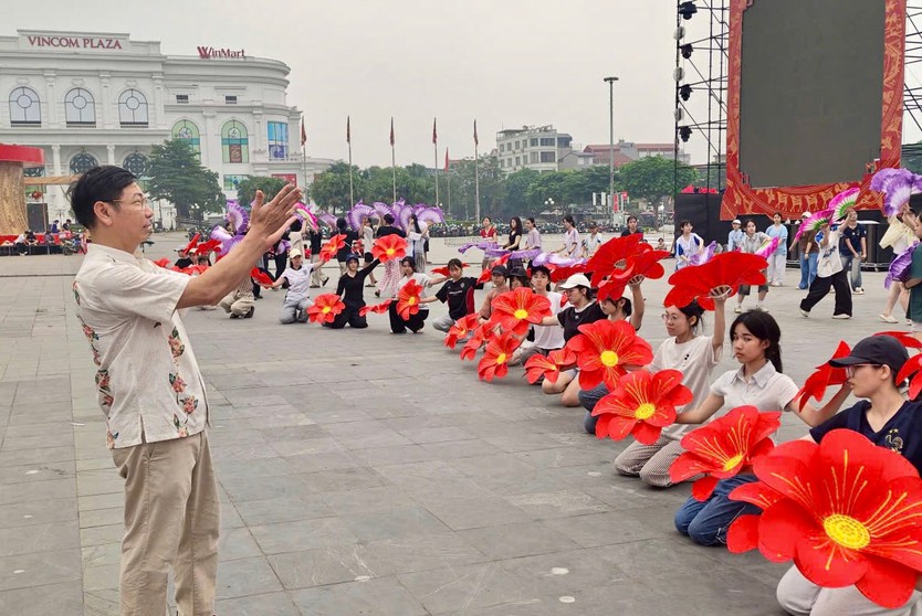 lễ hội đền hùng - Ảnh 2.