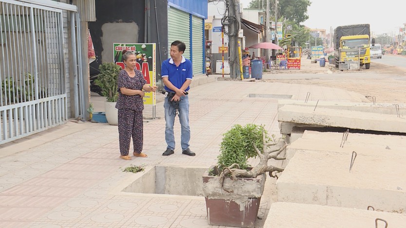 Nhiều hố trồng cây không che chắn trên đường Lý Tự Trọng, tiềm ẩn nguy cơ mất an toàn - Ảnh 4.