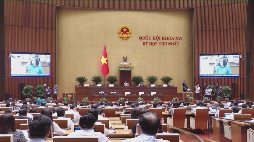 Quốc hội Khóa XVI tăng tốc hoàn thiện thể chế từ kỳ họp đầu tiên - Ảnh 2.