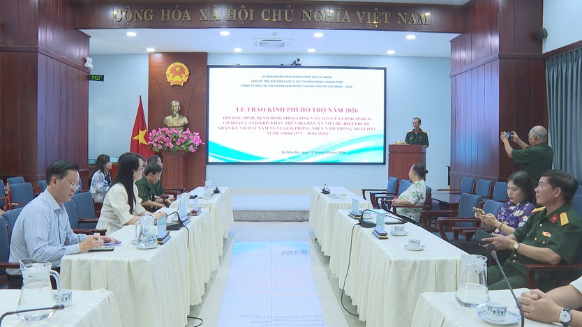 TP. Hồ Chí Minh tiếp sức gia đình chính sách ổn định cuộc sống - Ảnh 1.