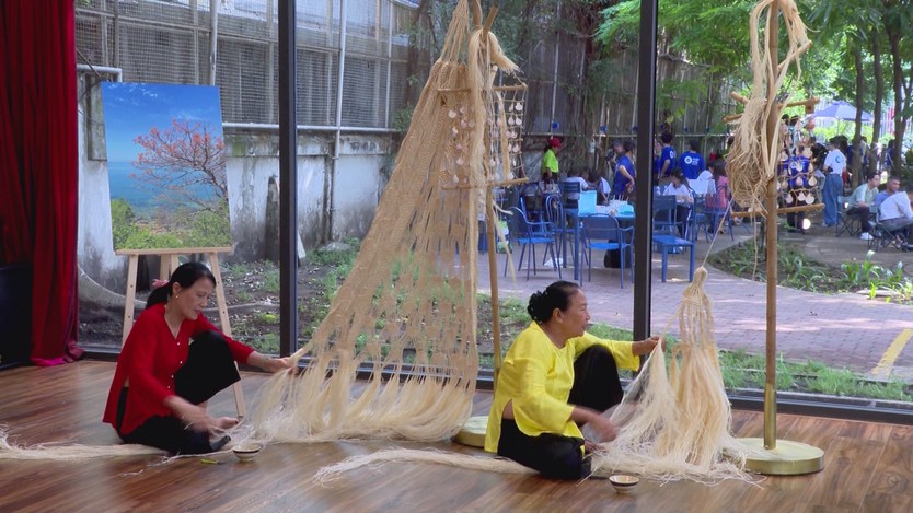 Lan tỏa thông điệp hòa nhập qua chương trình “Vượt Sóng” nhân Ngày Người khuyết tật Việt Nam - Ảnh 4.