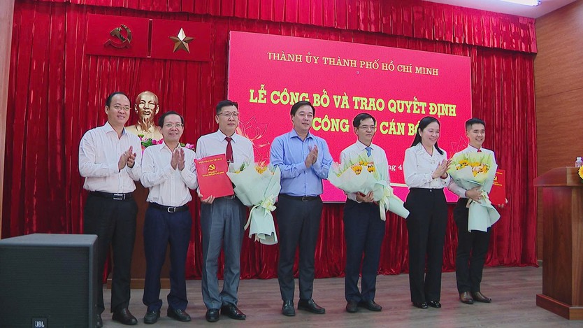 Ban Thường vụ Thành ủy công bố quyết định nhân sự Đảng bộ các cơ quan Đảng Thành phố - Ảnh 2.