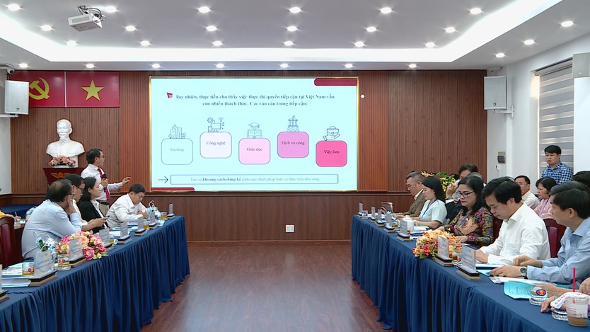 Thúc đẩy quyền tiếp cận và xây dựng xã hội bao trùm cho người khuyết tật - Ảnh 4.