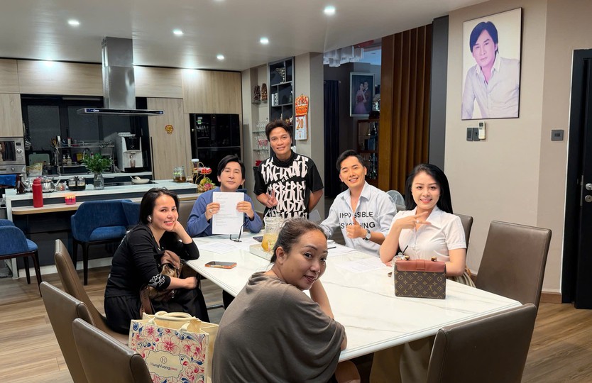 Nghệ sĩ Lê Hậu: 14 năm giữ lửa đam mê và giấc mơ mang tên "Hương Quê Tình Mẹ" - Ảnh 7.