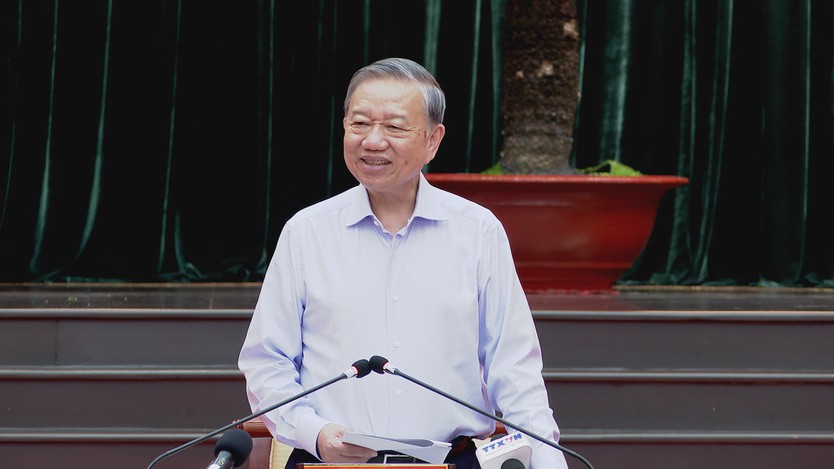 TP. Hồ Chí Minh đề xuất sớm có Nghị quyết về xây dựng và phát triển thành phố trong kỷ nguyên mới và luật đô thị đặc biệt - Ảnh 2.
