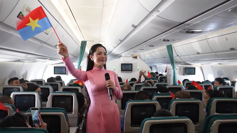 Chuyến bay tháng Tư mang theo niềm tự hào ngày đất nước thống nhất - Ảnh 11.