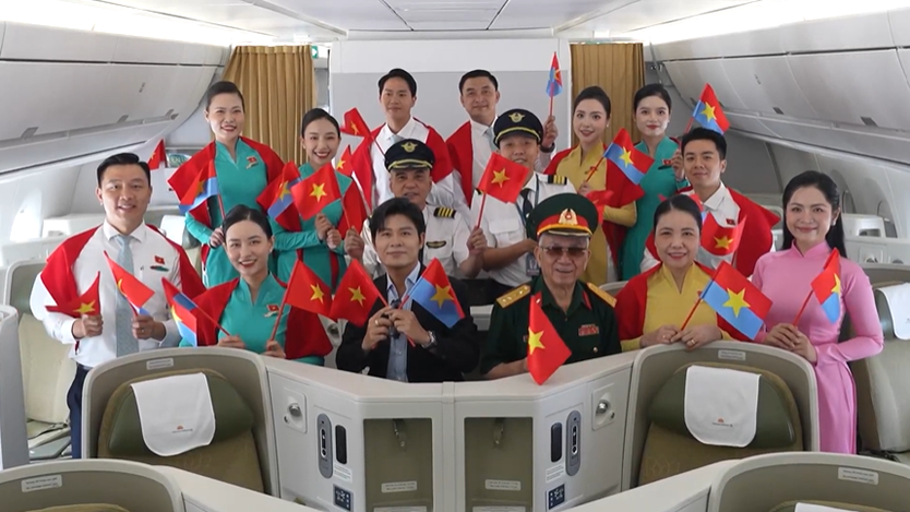 Chuyến bay mang giai điệu tự hào: Kết nối ký ức lịch sử giữa bầu trời hòa bình - Ảnh 1.