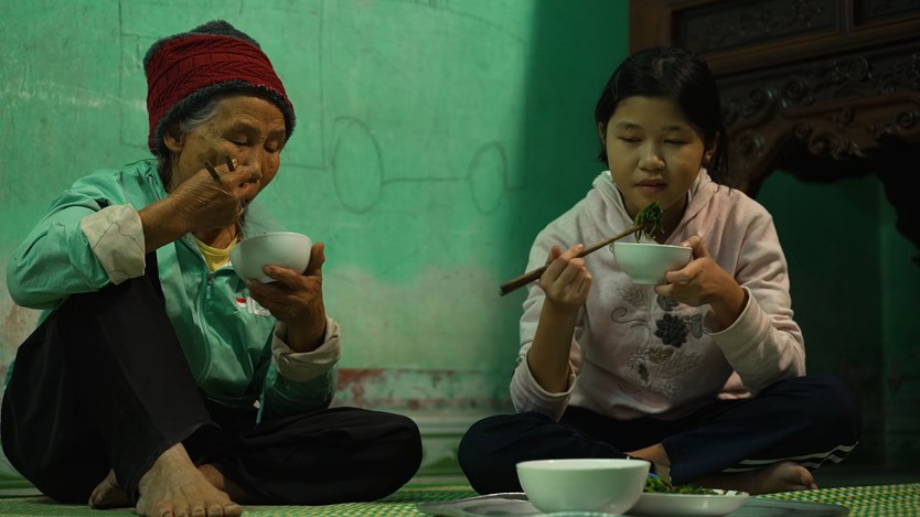 Mái ấm gia đình Việt: Xót xa cô bé không biết cha là ai, mẹ mắc bệnh tâm thần - Ảnh 3.