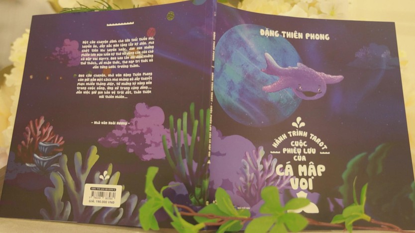 10 năm cầm bút của Đặng Thiên Phong: Từ những bản thảo bị từ chối đến hành trình bơi cùng "Cá Mập Voi" - Ảnh 4.
