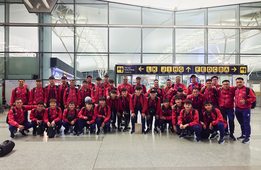 U17 Việt Nam lên đường sang Saudi Arabia, sẵn sàng chinh phục VCK U17 châu Á 2026 - Ảnh 1.