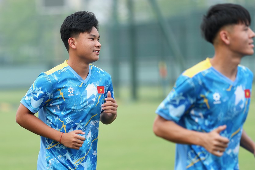 Con trai cựu tiền đạo Quang Hải bị loại khỏi U17 Việt Nam- Ảnh 1.