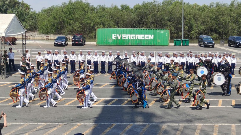 Chuyến thăm hữu nghị của tàu huấn luyện Hải quân Indonesia Kri Bima Suci tới TP. Hồ Chí Minh- Ảnh 10.