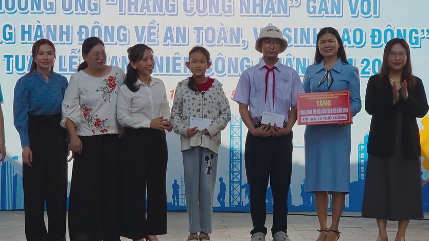 Nhiều hoạt động thiết thực, ấm tình chăm lo người lao động tại TP. Hồ Chí Minh - Ảnh 3.