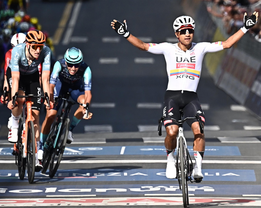 Giro d'Italia: Jhonatan Narvaez nhất chặng 4, Giulio Ciccone xé Áo Hồng - Ảnh 2.