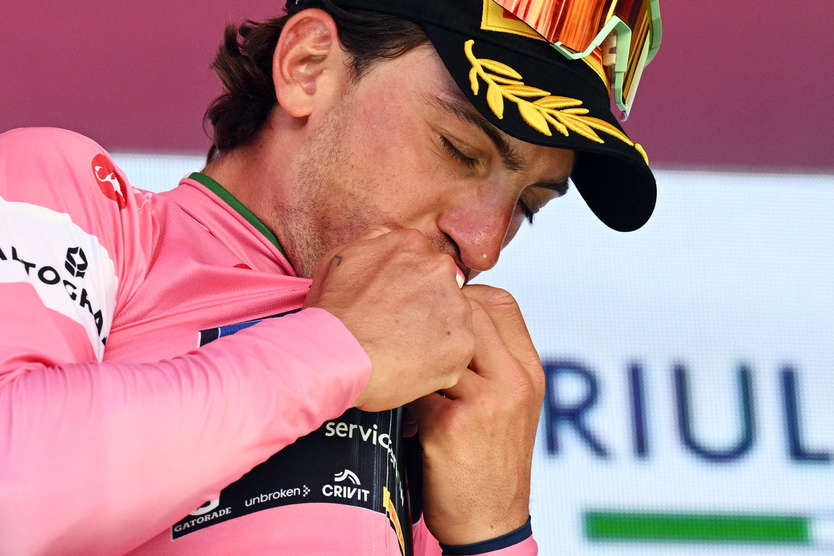 Giro d'Italia: Jhonatan Narvaez nhất chặng 4, Giulio Ciccone xé Áo Hồng - Ảnh 3.