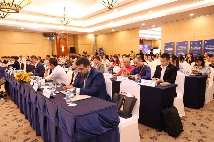 Phiên toàn thể với chủ đề: “Kỷ nguyên A.I. Agentic: Tự động hóa Vận hành và Động lực Tăng trưởng mới” - Ảnh 2.