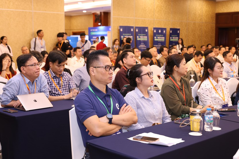 Phiên toàn thể với chủ đề: “Kỷ nguyên A.I. Agentic: Tự động hóa Vận hành và Động lực Tăng trưởng mới” - Ảnh 5.