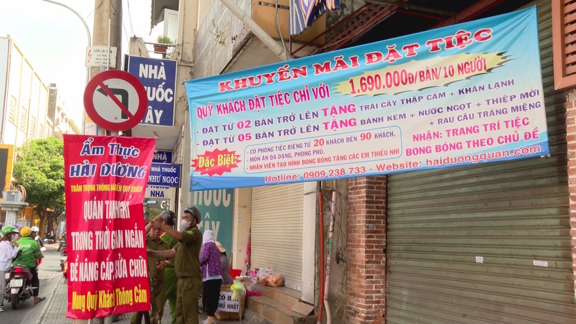 TP. Hồ Chí Minh: Phạt đến 20 triệu đồng cho hành vi dán quảng cáo trái phép - Ảnh 3.