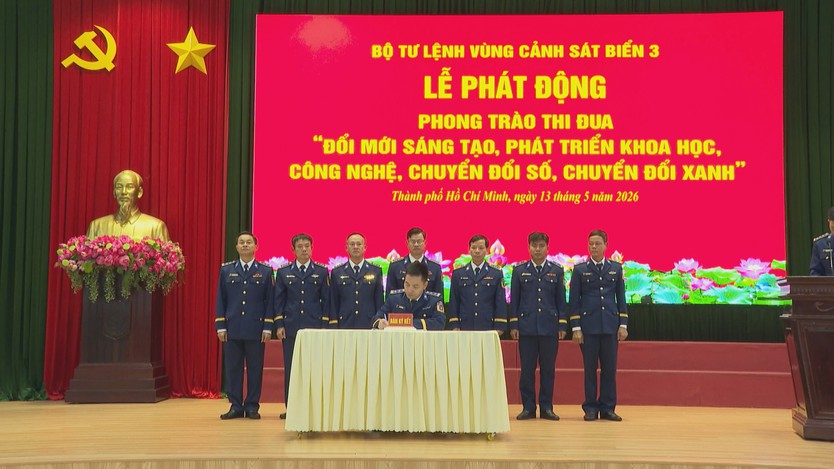 Bộ Tư lệnh Vùng Cảnh Sát biển 3 đẩy mạnh ứng dụng khoa học, công nghệ và chuyển đổi số - Ảnh 2.