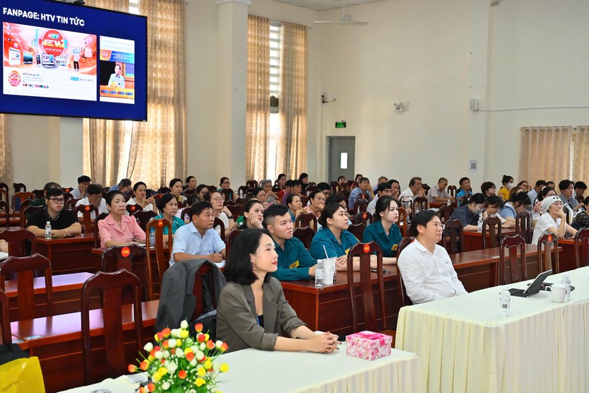 Phường An Nhơn: Bồi dưỡng kỹ năng viết tin, bài cho cán bộ phụ trách truyền thông - Ảnh 1.
