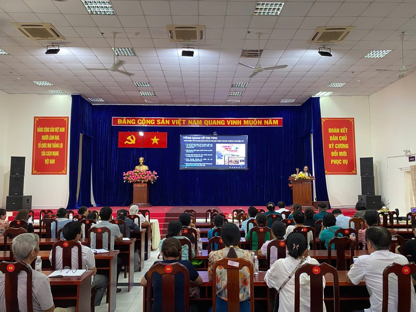 Phường An Nhơn: Bồi dưỡng kỹ năng viết tin, bài cho cán bộ phụ trách truyền thông - Ảnh 3.