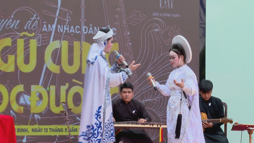 Lan tỏa giá trị nghệ thuật dân tộc qua các tiết học trải nghiệm - Ảnh 1.