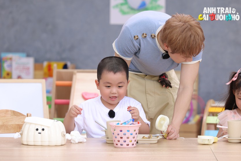 Lộ diện sáu em bé đáng yêu trong "Anh trai và cái đuôi nhỏ" - Ảnh 3.
