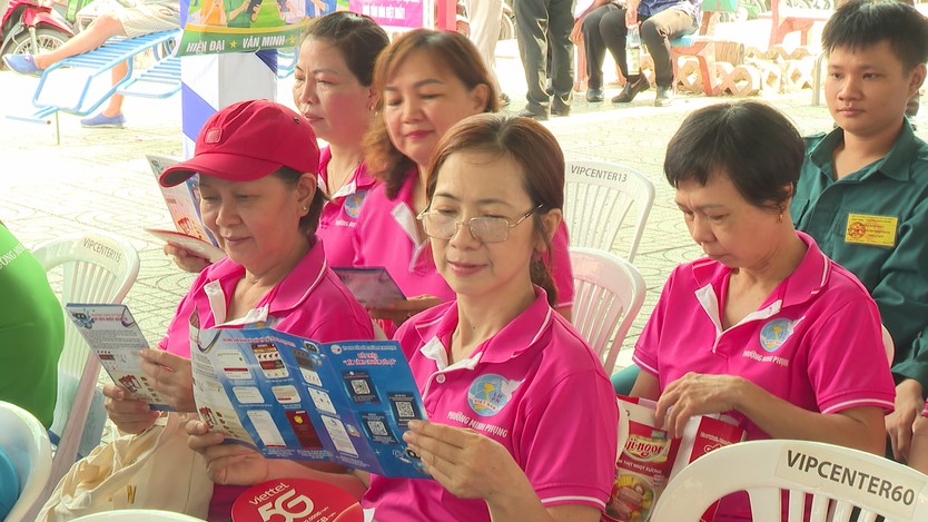 TP. Hồ Chí Minh: Phường Minh Phụng phát động chiến dịch "Phủ xanh Công dân số" năm 2026 - Ảnh 4.