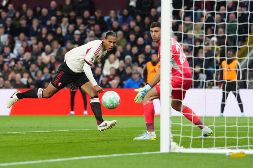 Jamie Carragher chỉ ra điểm yếu của Liverpool sau thất bại nặng trước Aston Villa- Ảnh 5.
