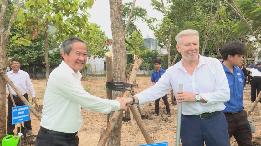 Lễ phát động phong trào trồng cây và khánh thành “Vườn cây Hữu nghị”- Ảnh 2.