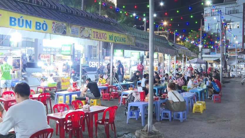 TP. Hồ Chí Minh nỗ lực cân bằng giữa quản lý đô thị và sinh kế người dân- Ảnh 2.