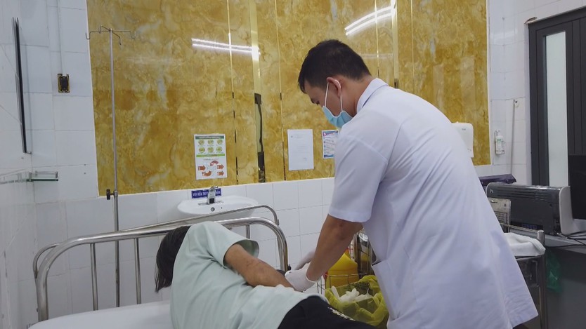 TP. Hồ Chí Minh: Tỉ lệ mắc bệnh lây truyền qua đường tình dục tăng gấp đôi chỉ trong 5 năm - Ảnh 2.