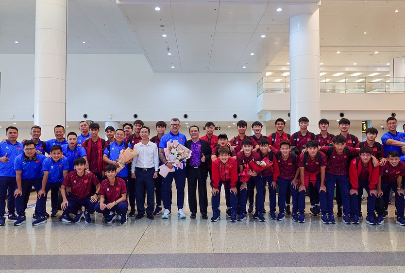 U17 Việt Nam trở về sau giải Châu Á, hướng đến FIFA World Cup U17 - Ảnh 1.