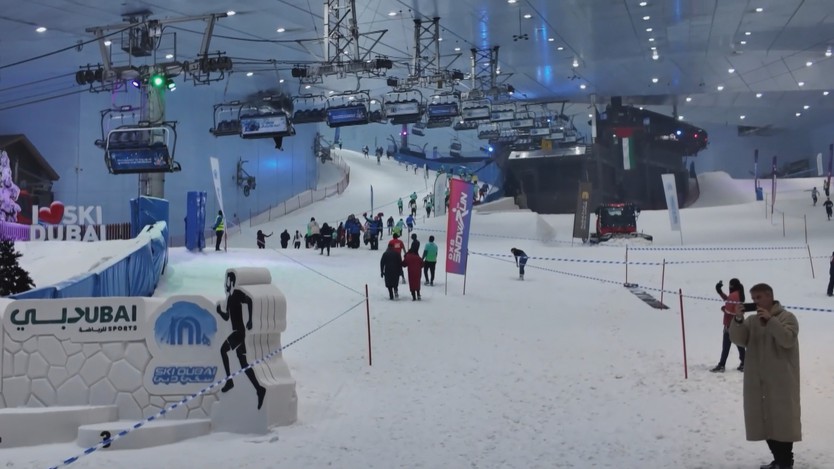 UAE khởi động giải chạy trên tuyết DXB Snow Run 2026 - Ảnh 3.